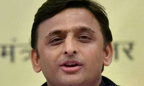 മുസ് ലിംകളെയും യാദവരെയും കൈവിടുന്നു; യുപിയില് അധികാരം പിടിക്കാന് യുവാക്കളെയും സ്ത്രീകളെയും ലക്ഷ്യമിട്ട് അഖിലേഷ് യാദവ് മുസ് ലിംകളെയും യാദവരെയും കൈവിടുന്നു; യുപിയില് അധികാരം പിടിക്കാന് യുവാക്കളെയും സ്ത്രീകളെയും ലക്ഷ്യമിട്ട് അഖിലേഷ് യാദവ്