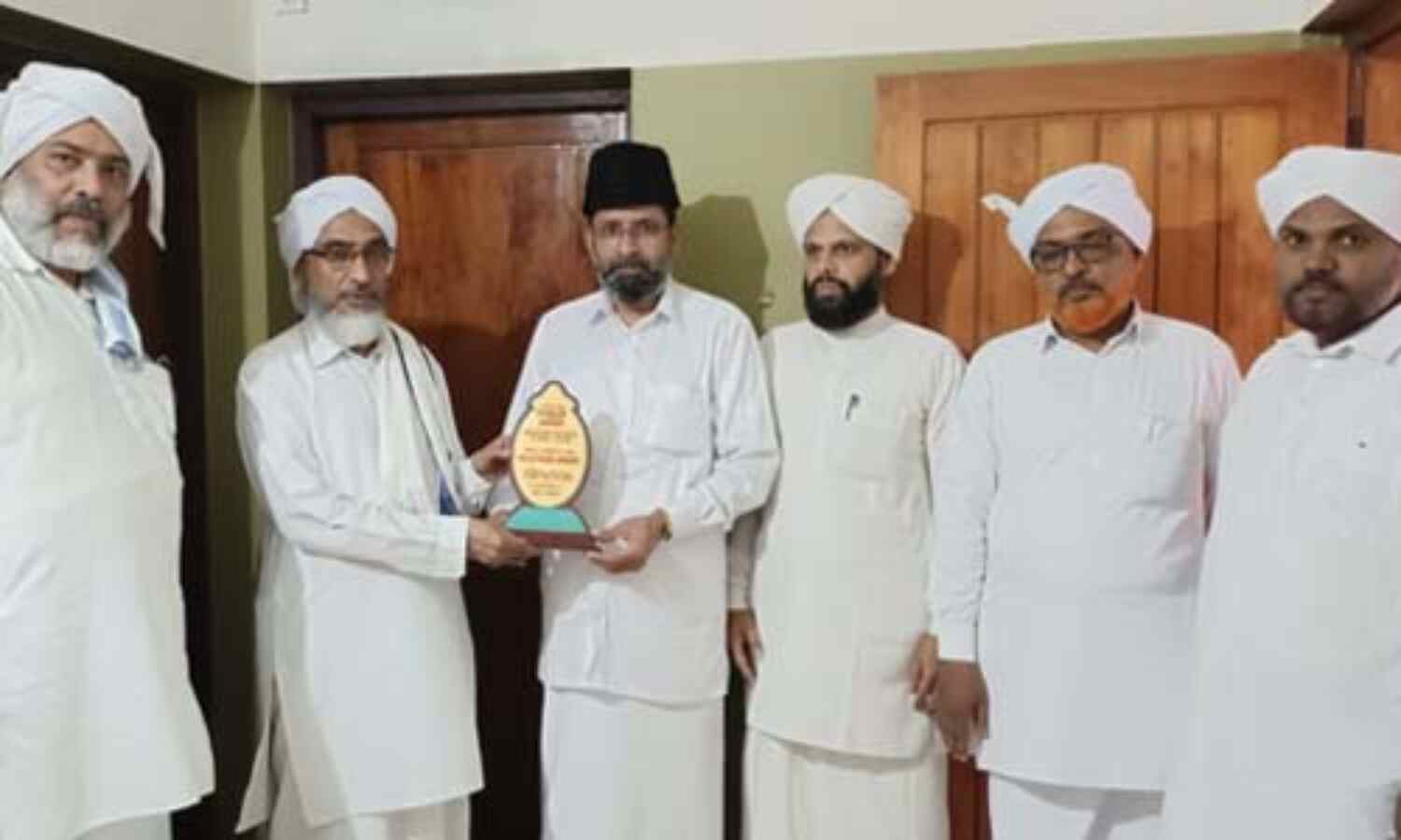 ദാറുസ്സുന്ന രജത ജൂബിലി; ഉമ്മമാരെ ആദരിക്കല് ജില്ലാതല ഉദ്ഘാടനം ദാറുസ്സുന്ന രജത ജൂബിലി; ഉമ്മമാരെ ആദരിക്കല് ജില്ലാതല ഉദ്ഘാടനം