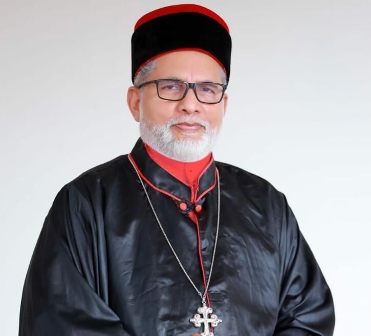 വിവാദ പരാമര്ശം; പാലാ ബിഷപ്പുമായി കേരളാ കോണ്ഗ്രസ് നേതാക്കള് ചര്ച്ച നടത്തി വിവാദ പരാമര്ശം; പാലാ ബിഷപ്പുമായി കേരളാ കോണ്ഗ്രസ് നേതാക്കള് ചര്ച്ച നടത്തി
