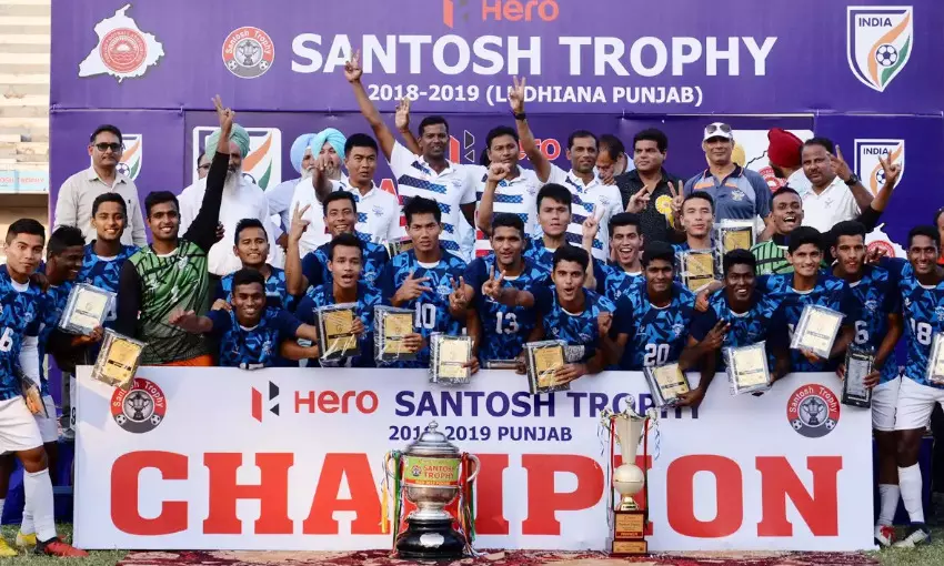 സന്തോഷ് ട്രോഫി ഫൈനല് റൗണ്ടിന്കേരളം വേദിയാകും സന്തോഷ് ട്രോഫി ഫൈനല് റൗണ്ടിന്കേരളം വേദിയാകും