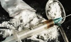 കരിപ്പൂരില്‍ വന്‍ ലഹരിവേട്ട; 5 കിലോ ഹെറോയിനുമായി വിദേശ വനിത പിടിയില്‍