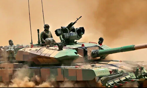 ഇന്ത്യന് പട്ടാളം 118 ടാങ്കുകള് കൂടി വാങ്ങും ഇന്ത്യന് പട്ടാളം 118 ടാങ്കുകള് കൂടി വാങ്ങും