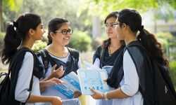 പ്ലസ് വണ്‍ പ്രവേശന നടപടികള്‍ക്ക് ഇന്ന് തുടക്കം; മലബാര്‍ മേഖലയില്‍ സീറ്റ് ക്ഷാമം രൂക്ഷം