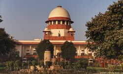 പെഗസസ്; കേന്ദ്രസര്ക്കാറിന് തിരിച്ചടി, കേസ് സുപ്രീം കോടതി നേരിട്ട് അന്വേഷിക്കും പെഗസസ്; കേന്ദ്രസര്ക്കാറിന് തിരിച്ചടി, കേസ് സുപ്രീം കോടതി നേരിട്ട് അന്വേഷിക്കും