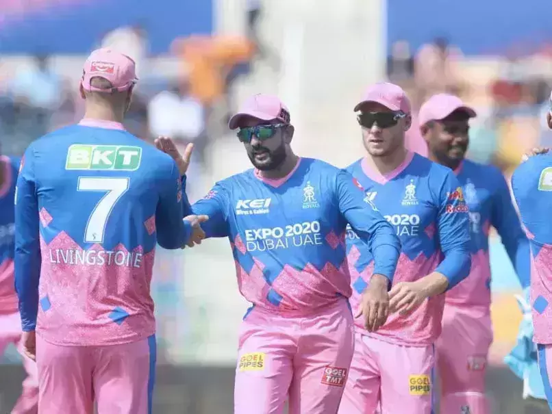 അയ്യരും ഹെറ്റ്‌മെയറും പിടിച്ചുകയറ്റി; ഡല്‍ഹിക്കെതിരേ രാജസ്ഥാന് ലക്ഷ്യം 155 റണ്‍സ്