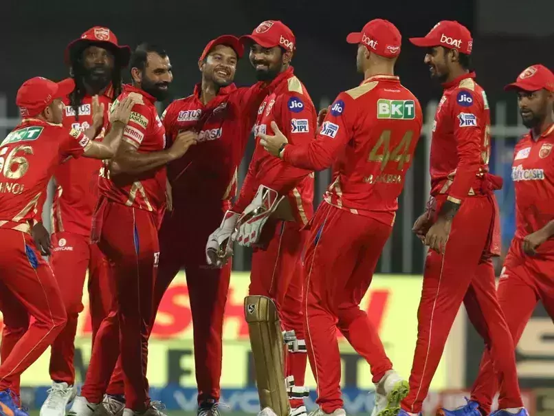 സണ്‍റൈസേഴ്‌സ് പ്രതീക്ഷകള്‍ അവസാനിച്ചു; അവസാന ഓവര്‍ ത്രില്ലറില്‍ പഞ്ചാബ്