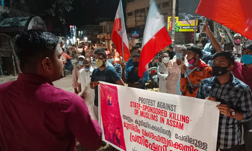 അസമില്‍ ഭരണകൂടം നടത്തുന്ന മുസ് ലിം വംശഹത്യ അവസാനിപ്പിക്കുക: എസ്‌ഐഒ, സോളിഡാരിറ്റി സംയുക്ത പ്രതിഷേധം