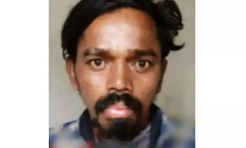 ജാമ്യത്തിലിറങ്ങി മുങ്ങിയ പിടികിട്ടാപ്പുള്ളി എട്ട് വര്ഷത്തിന് ശേഷം പിടിയില് ജാമ്യത്തിലിറങ്ങി മുങ്ങിയ പിടികിട്ടാപ്പുള്ളി എട്ട് വര്ഷത്തിന് ശേഷം പിടിയില്