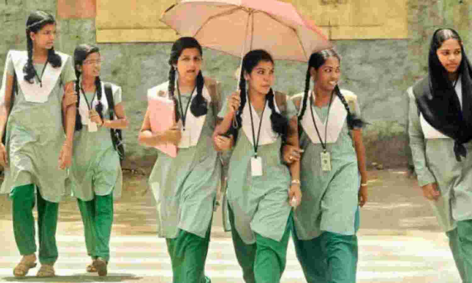സ്കൂള് തുറക്കല്: ഒക്ടോബര് അഞ്ചോടെ മാര്ഗനിര്ദ്ദേശം പുറത്തിറക്കുമെന്ന് മന്ത്രി വി ശിവന്കുട്ടി സ്കൂള് തുറക്കല്: ഒക്ടോബര് അഞ്ചോടെ മാര്ഗനിര്ദ്ദേശം പുറത്തിറക്കുമെന്ന് മന്ത്രി വി ശിവന്കുട്ടി