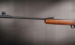 പശുക്കള്‍ പറമ്പില്‍ കയറിയെന്നാരോപിച്ച് ആദിവാസി ദമ്പതികള്‍ക്കു നേരെ അയല്‍വാസി വെടിയുതിര്‍ത്തു