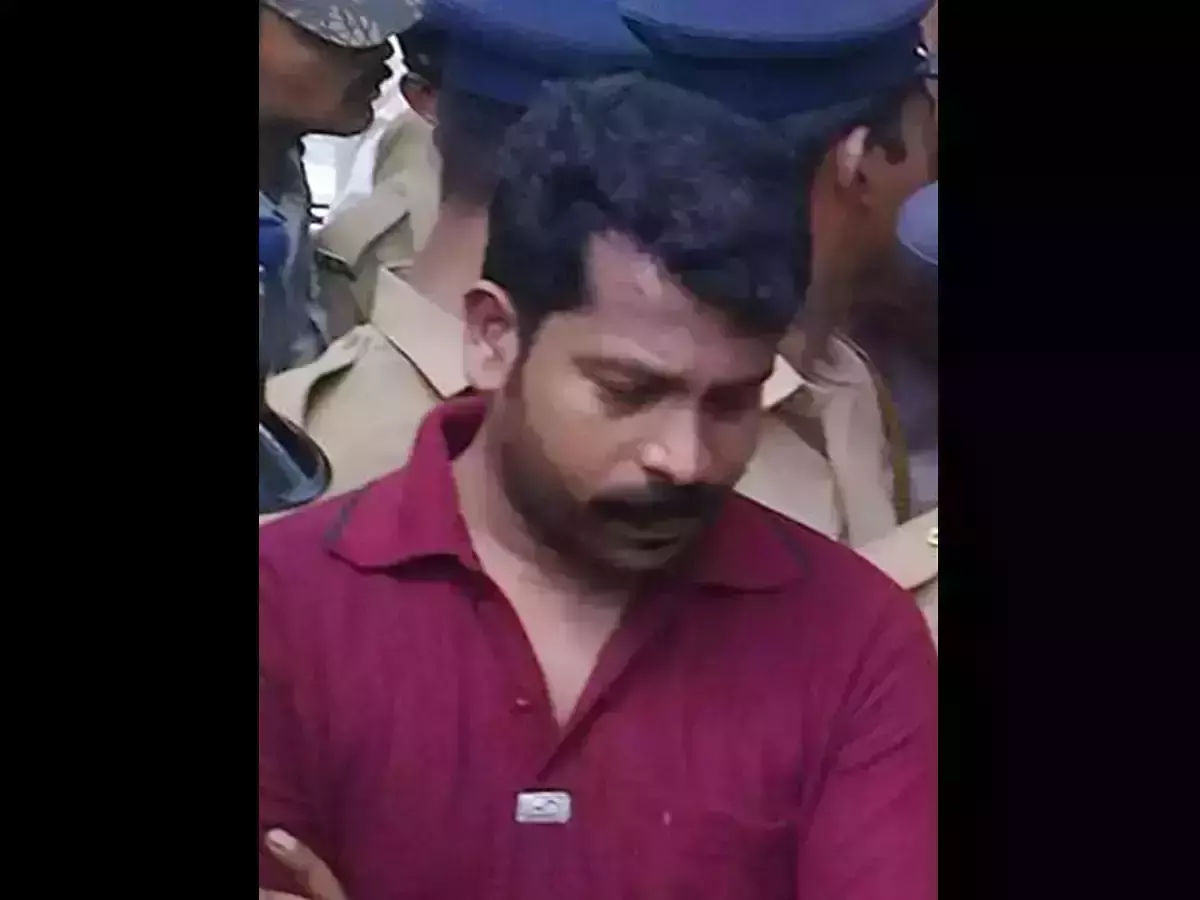 വീണ്ടും ജയില്‍ മാറണമെന്ന് ആവശ്യം; കൊലക്കേസ് പ്രതി കൊടി സുനി നിരാഹാരം നടത്തി