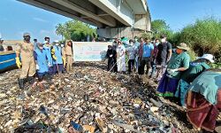 പരപ്പനങ്ങാടി കെട്ടുങ്ങല്‍ ബീച്ച് ശുചീകരിച്ചു