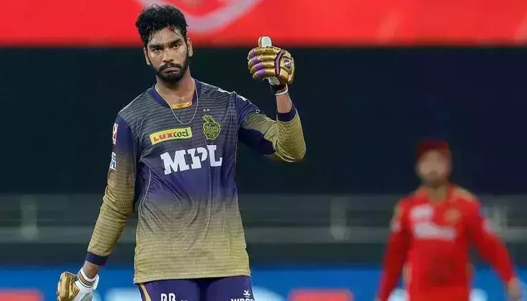 തീപ്പൊരി ബാറ്റിങുമായി വെങ്കിടേഷ് അയ്യര്; പഞ്ചാബിന് ലക്ഷ്യം 166 റണ്സ് തീപ്പൊരി ബാറ്റിങുമായി വെങ്കിടേഷ് അയ്യര്; പഞ്ചാബിന് ലക്ഷ്യം 166 റണ്സ്