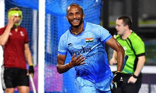 ഇന്ത്യന്‍ ഹോക്കിയില്‍ വീണ്ടും വിരമിക്കല്‍ പ്രഖ്യാപനം; എസ് വി സുനിലും ടീം വിട്ടു