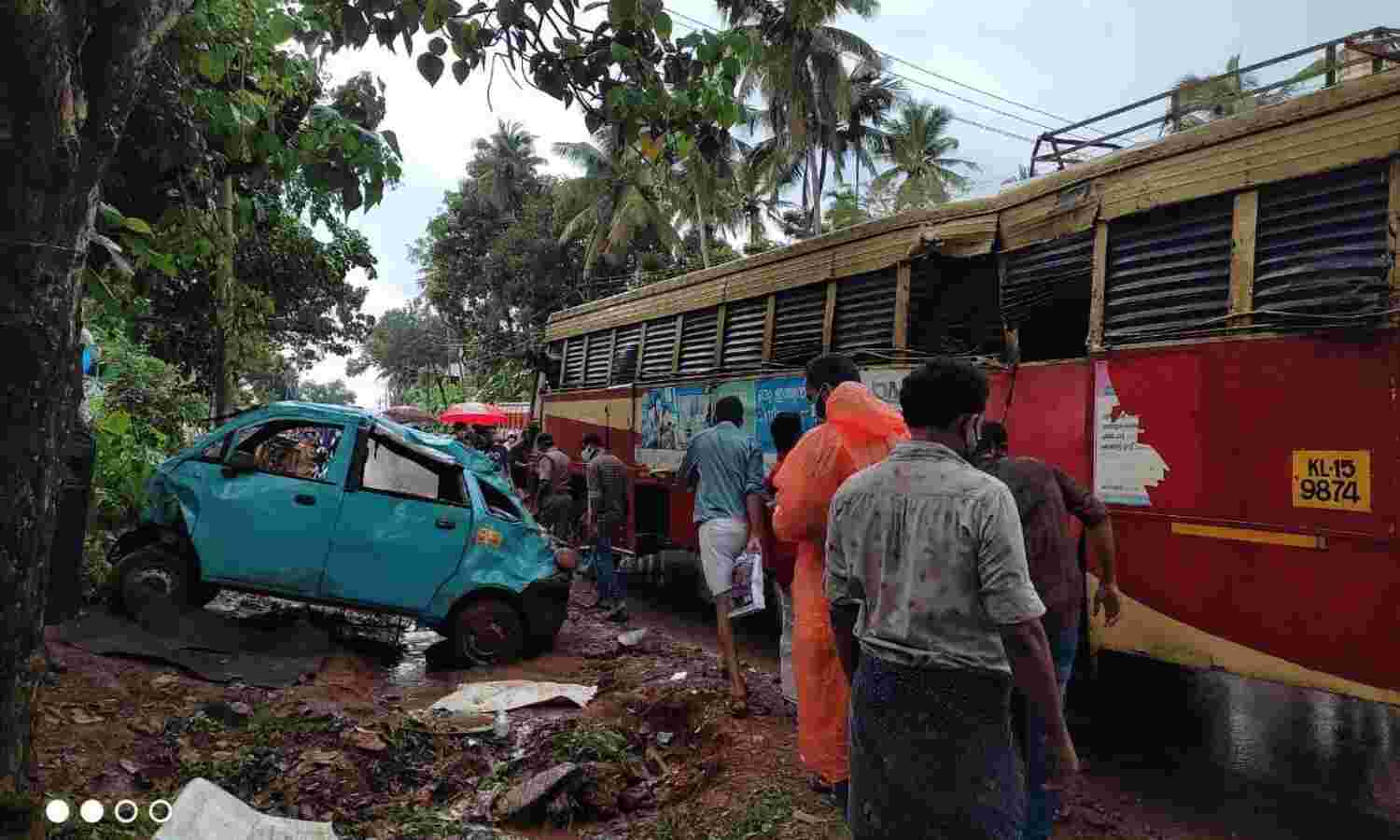 കെഎസ്ആര്ടിസി ബസ്സ് ഓട്ടോ ടാക്സിയിലും ഗുഡ്സിലും ഇടിച്ചു; നിരവധി പേര്ക്ക് പരുക്ക് കെഎസ്ആര്ടിസി ബസ്സ് ഓട്ടോ ടാക്സിയിലും ഗുഡ്സിലും ഇടിച്ചു; നിരവധി പേര്ക്ക് പരുക്ക്