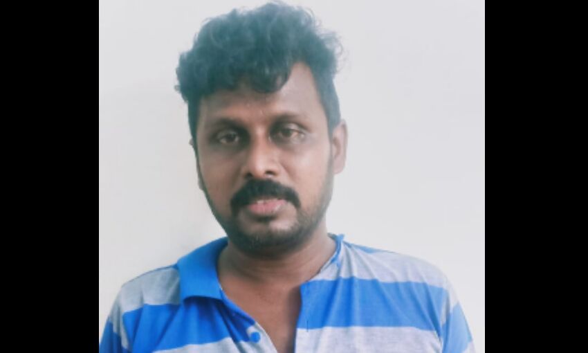 കുപ്രസിദ്ധ മോഷ്ടാവ് കാക്ക ഷാജി അറസ്റ്റില് കുപ്രസിദ്ധ മോഷ്ടാവ് കാക്ക ഷാജി അറസ്റ്റില്