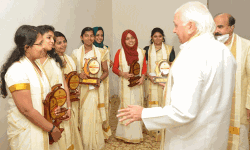 ആരോഗ്യ സംരക്ഷണത്തില്‍ കേരളം മുന്നില്‍: ഗവര്‍ണര്‍  -14,229 പേര്‍ക്ക് ബിരുദം സമ്മാനിച്ചു