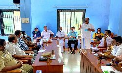 മാനന്തവാടി ഗാന്ധി പാര്‍ക്കില്‍ തട്ടുകടകള്‍ അനുവദിക്കില്ല; സുപ്രധാന തീരുമാനങ്ങളുമായി മാനന്തവാടി നഗരസഭാ ട്രാഫിക്ക്