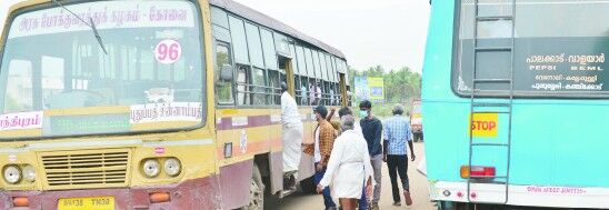 കൊവിഡ് ഇളവുകള്‍ പ്രഖ്യാപിച്ചിട്ടും കേരള-തമിഴ്‌നാട് ബസ് സര്‍വീസ് പുനരാരംഭിച്ചില്ല