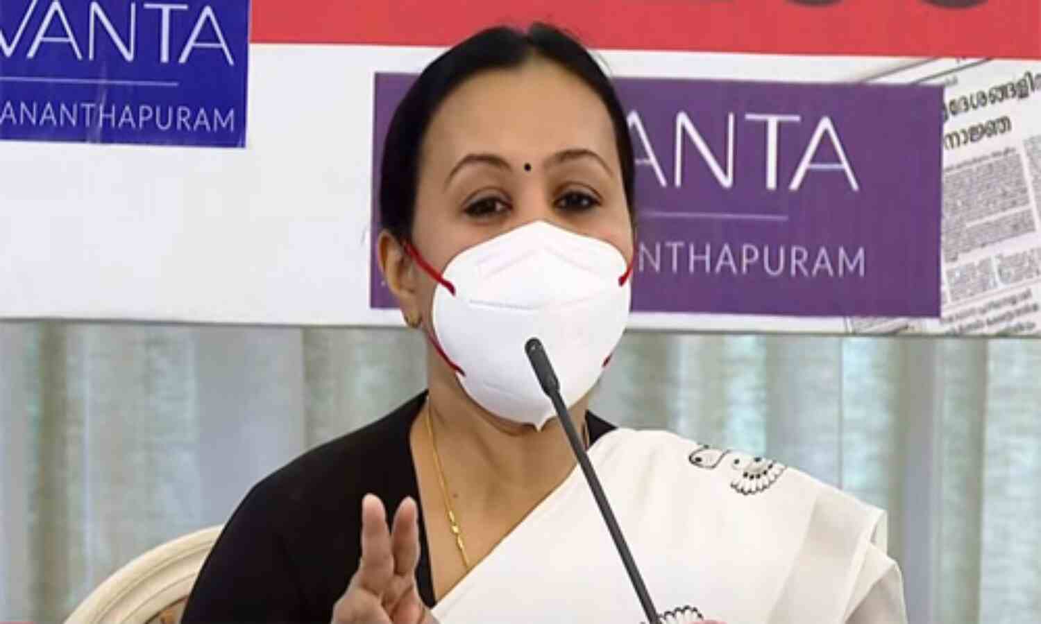 കൊവിഡ് മരണപ്പട്ടികയില് 7,000 മരണങ്ങള് കൂടി ചേര്ക്കും: മന്ത്രി വീണാ ജോര്ജ് കൊവിഡ് മരണപ്പട്ടികയില് 7,000 മരണങ്ങള് കൂടി ചേര്ക്കും: മന്ത്രി വീണാ ജോര്ജ്