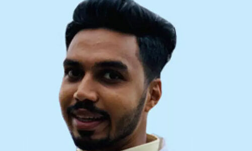 മുക്കത്ത് മെഡിക്കല് വിദ്യാര്ത്ഥി താമസസ്ഥലത്ത് തൂങ്ങിമരിച്ചു മുക്കത്ത് മെഡിക്കല് വിദ്യാര്ത്ഥി താമസസ്ഥലത്ത് തൂങ്ങിമരിച്ചു