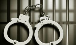 പെണ്കുട്ടിയെ ദേഹോപദ്രവം ഏല്പ്പിച്ച യുവതി പോക്സോ കേസില് അറസ്റ്റില് പെണ്കുട്ടിയെ ദേഹോപദ്രവം ഏല്പ്പിച്ച യുവതി പോക്സോ കേസില് അറസ്റ്റില്