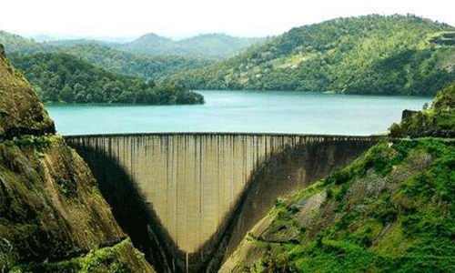 ഇടുക്കി ഡാം തല്‍ക്കാലം തുറക്കേണ്ടെന്ന് തീരുമാനം; ജലനിരപ്പ് ഒരടി കൂടി ഉയര്‍ന്നാല്‍ ബ്ലൂ അലര്‍ട്ട്