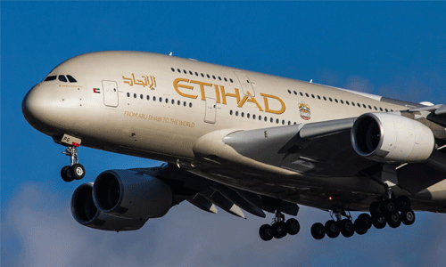 ആരോഗ്യ പ്രവര്ത്തകര്ക്ക് സൗജന്യ വിമാന ടിക്കറ്റ് ആരോഗ്യ പ്രവര്ത്തകര്ക്ക് സൗജന്യ വിമാന ടിക്കറ്റ്