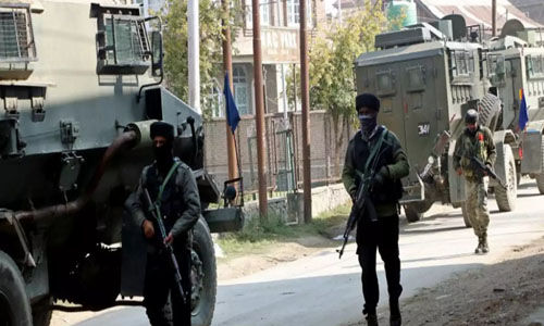 കശ്മീരില് സായുധാക്രമണം; രണ്ടുപേര് കൊല്ലപ്പെട്ടു കശ്മീരില് സായുധാക്രമണം; രണ്ടുപേര് കൊല്ലപ്പെട്ടു