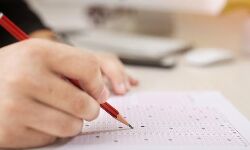 സംസ്ഥാനത്തെ കോളജുകള്‍ക്ക് ഇന്നും നാളെയും അവധി; ഇന്നത്തെ എല്ലാ പരീക്ഷകളും മാറ്റി