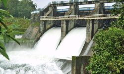 കേരള ഷോളയാര് ഡാം ഷട്ടറുകള് 10 മണിയോടെ തുറക്കും; പുഴയുടെ താഴ്ന്ന പ്രദേശങ്ങളില് താമസിക്കുന്നവര് ഉടന് മാറണം കേരള ഷോളയാര് ഡാം ഷട്ടറുകള് 10 മണിയോടെ തുറക്കും; പുഴയുടെ താഴ്ന്ന പ്രദേശങ്ങളില് താമസിക്കുന്നവര് ഉടന് മാറണം