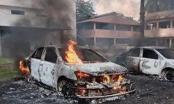 സാമൂഹികമാധ്യമങ്ങളിലെ മതവിദ്വേഷ പരാമര്‍ശം; ബംഗ്ലാദേശില്‍ അഗ്നിക്കിരയാക്കിയത് ഇരുപതോളം ഹിന്ദു വീടുകള്‍