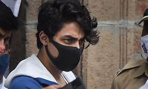 ആഡംബര കപ്പലിലെ ലഹരിപ്പാര്ട്ടി: ആര്യന്ഖാന്റെ ജാമ്യാപേക്ഷ കോടതി ഇന്ന് പരിഗണിക്കും ആഡംബര കപ്പലിലെ ലഹരിപ്പാര്ട്ടി: ആര്യന്ഖാന്റെ ജാമ്യാപേക്ഷ കോടതി ഇന്ന് പരിഗണിക്കും