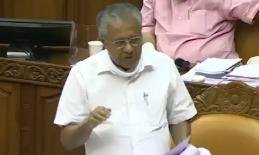 മഴക്കെടുതി: സംസ്ഥാനത്ത് 39 മരണമെന്ന് സഭയില് മുഖ്യമന്ത്രി, മരിച്ചവര്ക്ക് ആദരാഞ്ജലി അര്പ്പിച്ച് സഭ പിരിഞ്ഞു മഴക്കെടുതി: സംസ്ഥാനത്ത് 39 മരണമെന്ന് സഭയില് മുഖ്യമന്ത്രി, മരിച്ചവര്ക്ക് ആദരാഞ്ജലി അര്പ്പിച്ച് സഭ പിരിഞ്ഞു