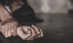 പ്രണയം നടിച്ച് വിനോദസഞ്ചാരകേന്ദ്രത്തിലെത്തിച്ച് 17കാരിയെ കൂട്ടബലാല്‍സംഗത്തിനിരയാക്കി; കാമുകനും കൂട്ടാളികളും അറസ്റ്റില്‍