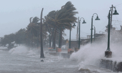 കേരളത്തില് ശക്തമായ കാറ്റിന് സാധ്യതയെന്ന് കേന്ദ്ര കാലാവസ്ഥ വകുപ്പ് കേരളത്തില് ശക്തമായ കാറ്റിന് സാധ്യതയെന്ന് കേന്ദ്ര കാലാവസ്ഥ വകുപ്പ്