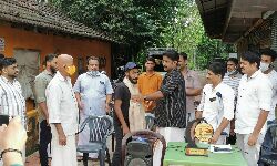 മണ്ണാര്‍ക്കാട്ടെ കശ്മീര്‍ യാത്രികന് ആദരം