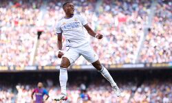 എല്‍ ക്ലാസ്സിക്കോ റയലിന്; ബാഴ്‌സ ഒമ്പതിലേക്ക് കൂപ്പ്കുത്തി