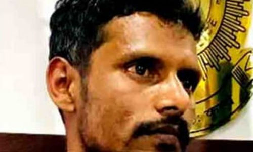 വയനാട്ടില് മാവോവാദി പ്രവര്ത്തകന് പോലിസില് കീഴടങ്ങി വയനാട്ടില് മാവോവാദി പ്രവര്ത്തകന് പോലിസില് കീഴടങ്ങി