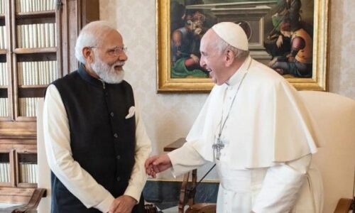 ഗോവയിലും മണിപ്പുരിലും ബിജെപി പ്രചാരണത്തില് മാര്പാപ്പ-മോദി കൂടികാഴ്ച ഗോവയിലും മണിപ്പുരിലും ബിജെപി പ്രചാരണത്തില് മാര്പാപ്പ-മോദി കൂടികാഴ്ച