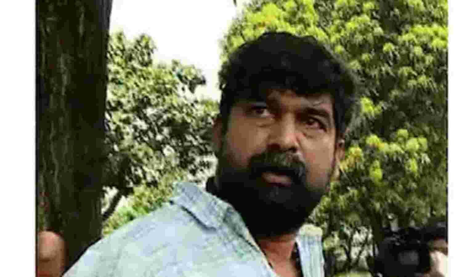 കോണ്ഗ്രസ് പ്രവര്ത്തകര് കാര് അടിച്ചു തകര്ത്ത സംഭവം:ജോജു ജോര്ജ്ജിന്റെ കൂടുതല് മൊഴി പോലിസ് രേഖപ്പെടുത്തും കോണ്ഗ്രസ് പ്രവര്ത്തകര് കാര് അടിച്ചു തകര്ത്ത സംഭവം:ജോജു ജോര്ജ്ജിന്റെ കൂടുതല് മൊഴി പോലിസ് രേഖപ്പെടുത്തും