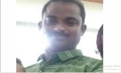 കിളിമാനൂരില്‍ നിര്‍ത്തിയിട്ടിരുന്ന മിനി ലോറിക്ക് പിന്നില്‍ പിക്കപ്പ് ഇടിച്ച് ഒരാള്‍ മരിച്ചു