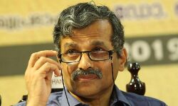 ലൈംഗിക അതിക്രമ പരാതി അറിഞ്ഞിട്ടില്ലെന്ന് വിസി; നുണ പറയുന്നത് വിസിയെന്ന് വിദ്യാർഥി