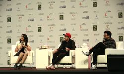 കുട്ടികള്‍ക്കൊപ്പം കളിച്ചും സെല്‍ഫിയെടുത്തും ജോര്‍ഡിന്‍ഡ്യന്‍ താരങ്ങള്‍.