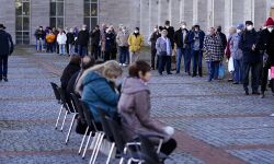 ജര്‍മനിയില്‍ കൊവിഡ് കേസുകള്‍ കുതിച്ചുയരുന്നു ; രാജ്യം നാലാം തരംഗത്തിലെന്ന് മുന്നറിയിപ്പ്