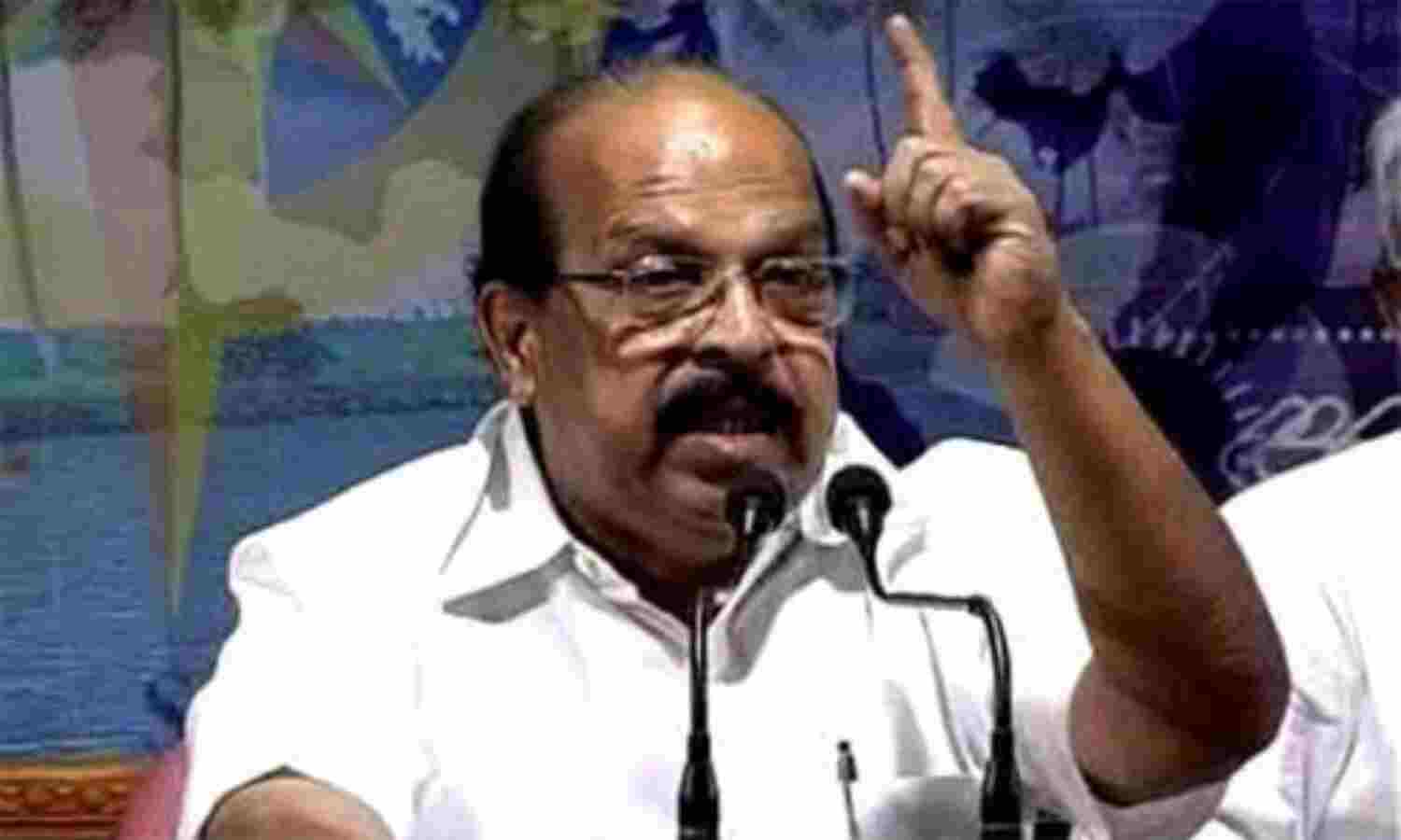 സാഹിത്യകാരന്മാര് ഷോ കാണിക്കുന്നു; എംടിയെ പിന്തുണച്ചവര്ക്കെതിരേ ജി സുധാകരന് സാഹിത്യകാരന്മാര് ഷോ കാണിക്കുന്നു; എംടിയെ പിന്തുണച്ചവര്ക്കെതിരേ ജി സുധാകരന്