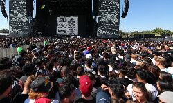 അമേരിക്കയില്‍ സംഗീതപരിപാടിക്കിടെ തിക്കും തിരക്കും: എട്ട് പേര്‍ മരിച്ചു