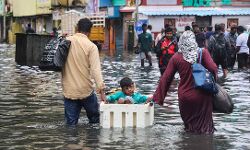 ചെന്നൈയില്‍ കനത്ത മഴ, താഴ്ന്ന പ്രദേശങ്ങളില്‍ വെള്ളം കയറിത്തുടങ്ങി