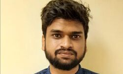 മതംമാറ്റ ആരോപണം: ഉമര് ഗൗതമിന്റെ മകനെയും ഉത്തര്പ്രദേശ് എടിഎസ് അറസ്റ്റ് ചെയ്തു മതംമാറ്റ ആരോപണം: ഉമര് ഗൗതമിന്റെ മകനെയും ഉത്തര്പ്രദേശ് എടിഎസ് അറസ്റ്റ് ചെയ്തു