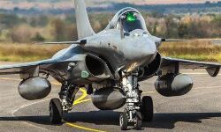 റഫേല് ഇടപാടിലെ കൈക്കൂലി: ഇന്ത്യന് അന്വേഷണ ഏജന്സികളെ നാണം കെടുത്തി ഫ്രഞ്ച് പോര്ട്ടല് റഫേല് ഇടപാടിലെ കൈക്കൂലി: ഇന്ത്യന് അന്വേഷണ ഏജന്സികളെ നാണം കെടുത്തി ഫ്രഞ്ച് പോര്ട്ടല്